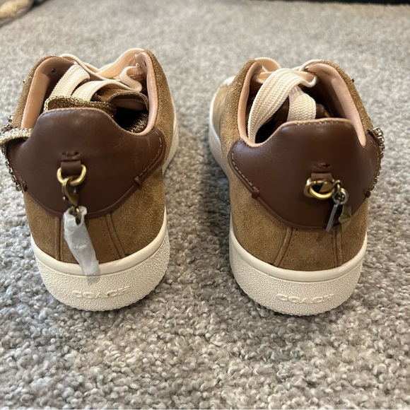 Coach Sneaker - Picture 10 of 11